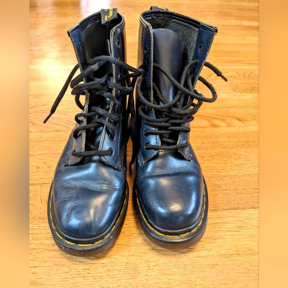 Dr. Martens 1460 Navy leather combat boots